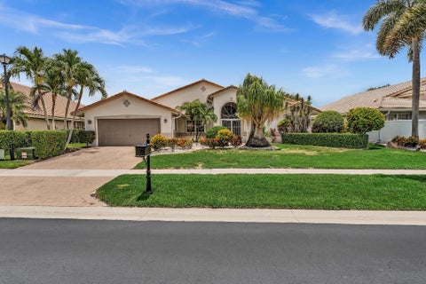 Photo of 12316 Lakeridge Falls Drive, Boynton Beach, FL 33437 (MLS # B26041752)