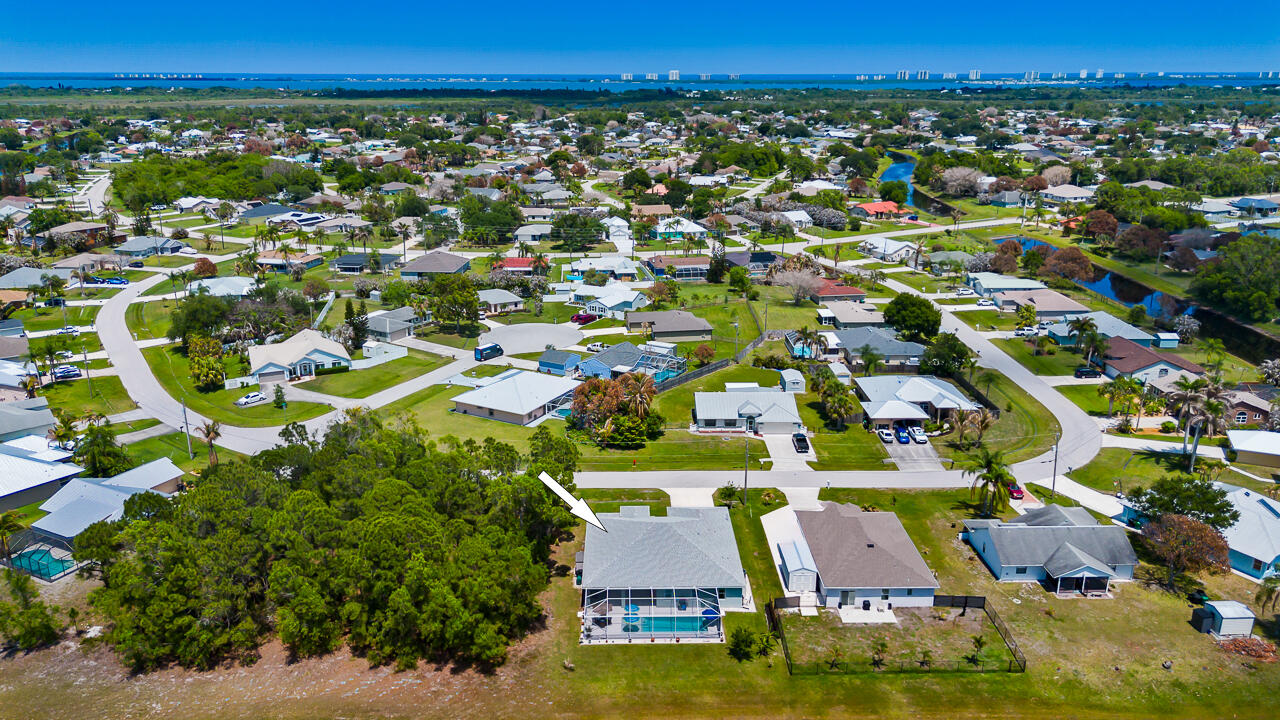 PORT ST LUCIE SECTION 40 - Residential