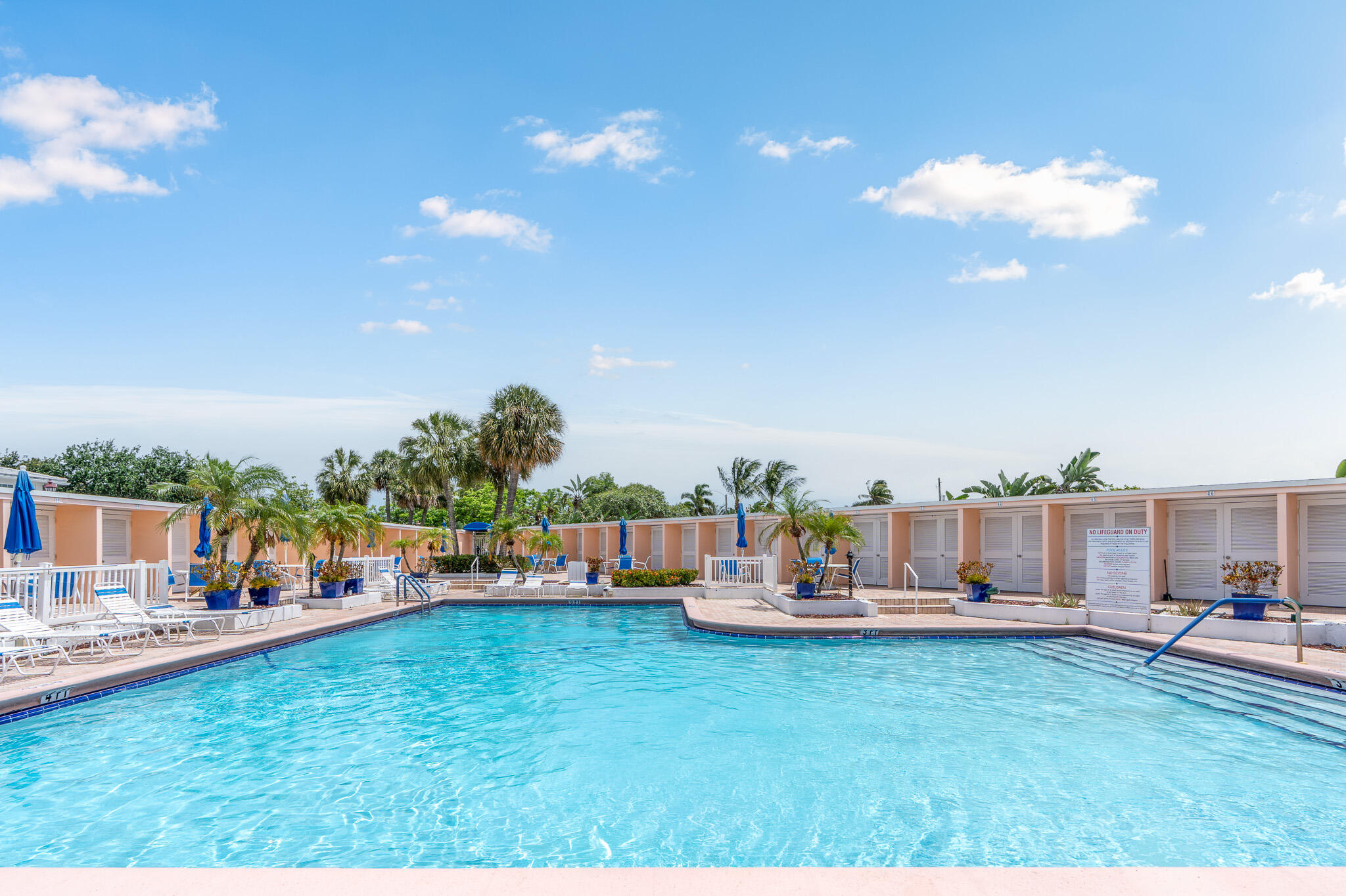IMPERIAL POINT COLONNADES CONDO - Residential
