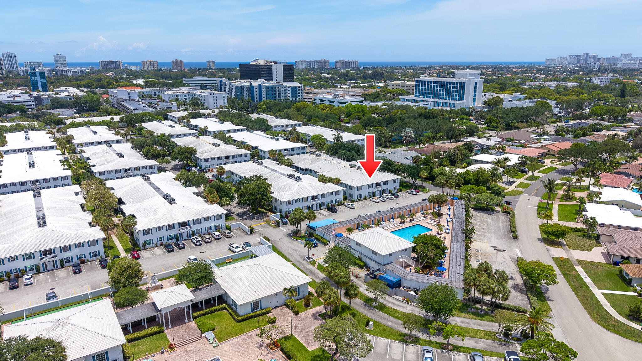 IMPERIAL POINT COLONNADES CONDO - Residential