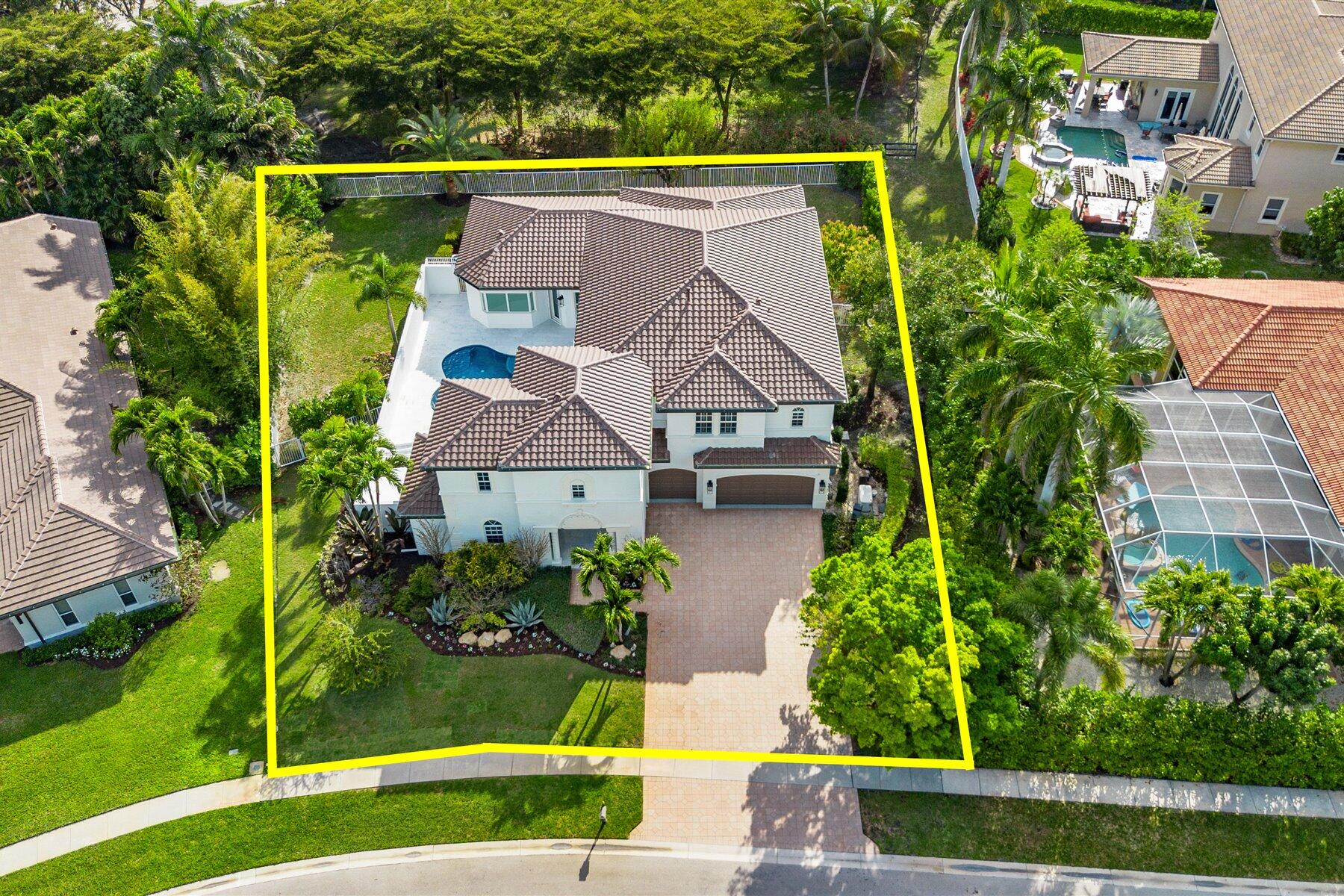 EQUESTRIAN CLUB - Residential