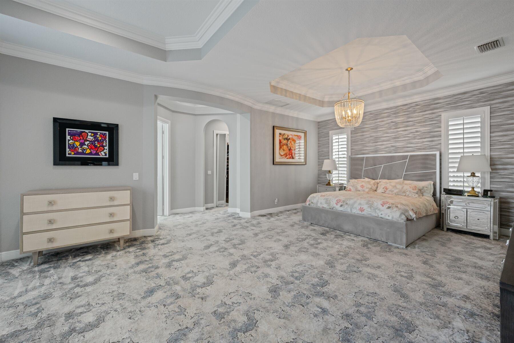 EQUESTRIAN CLUB - Residential