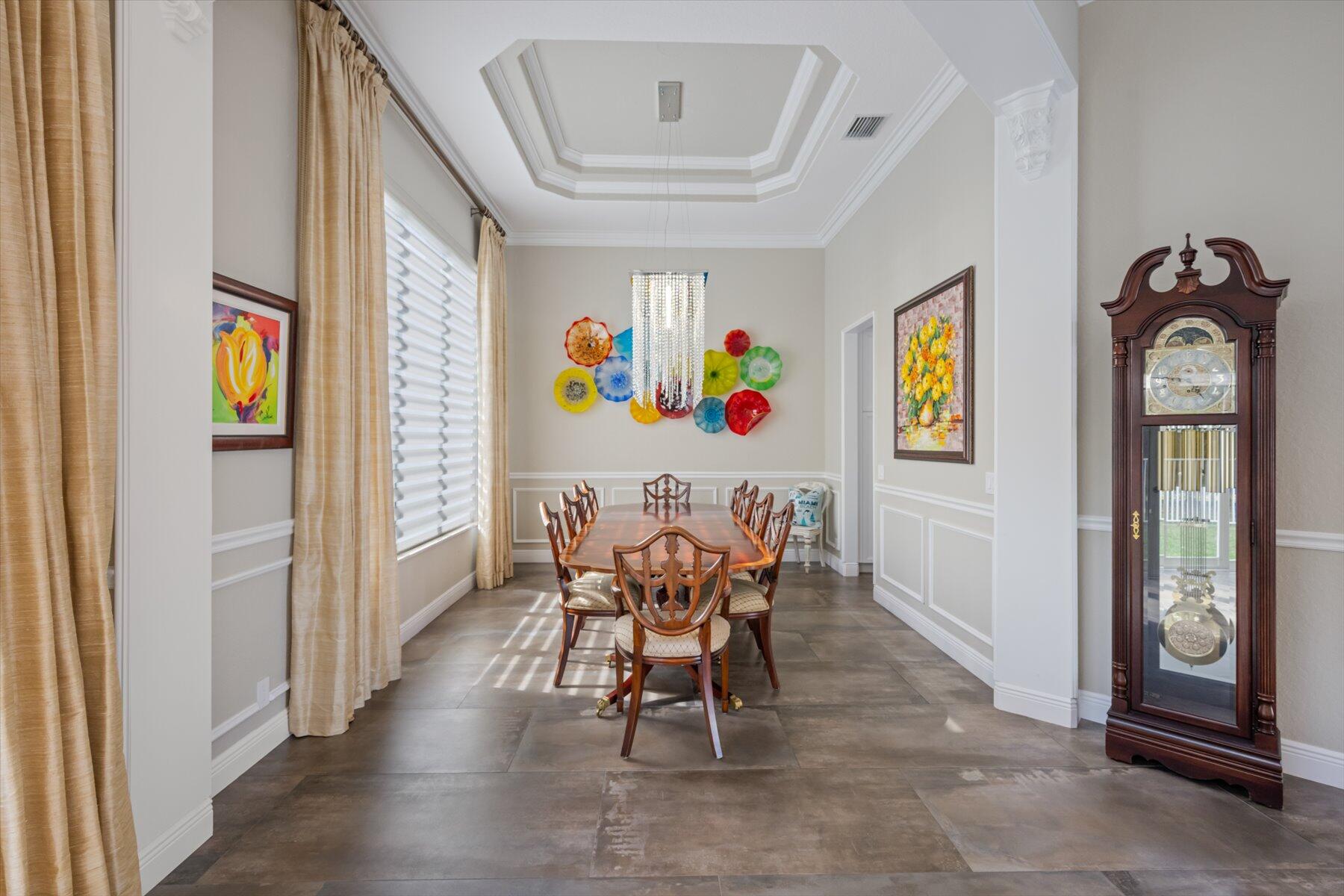 EQUESTRIAN CLUB - Residential