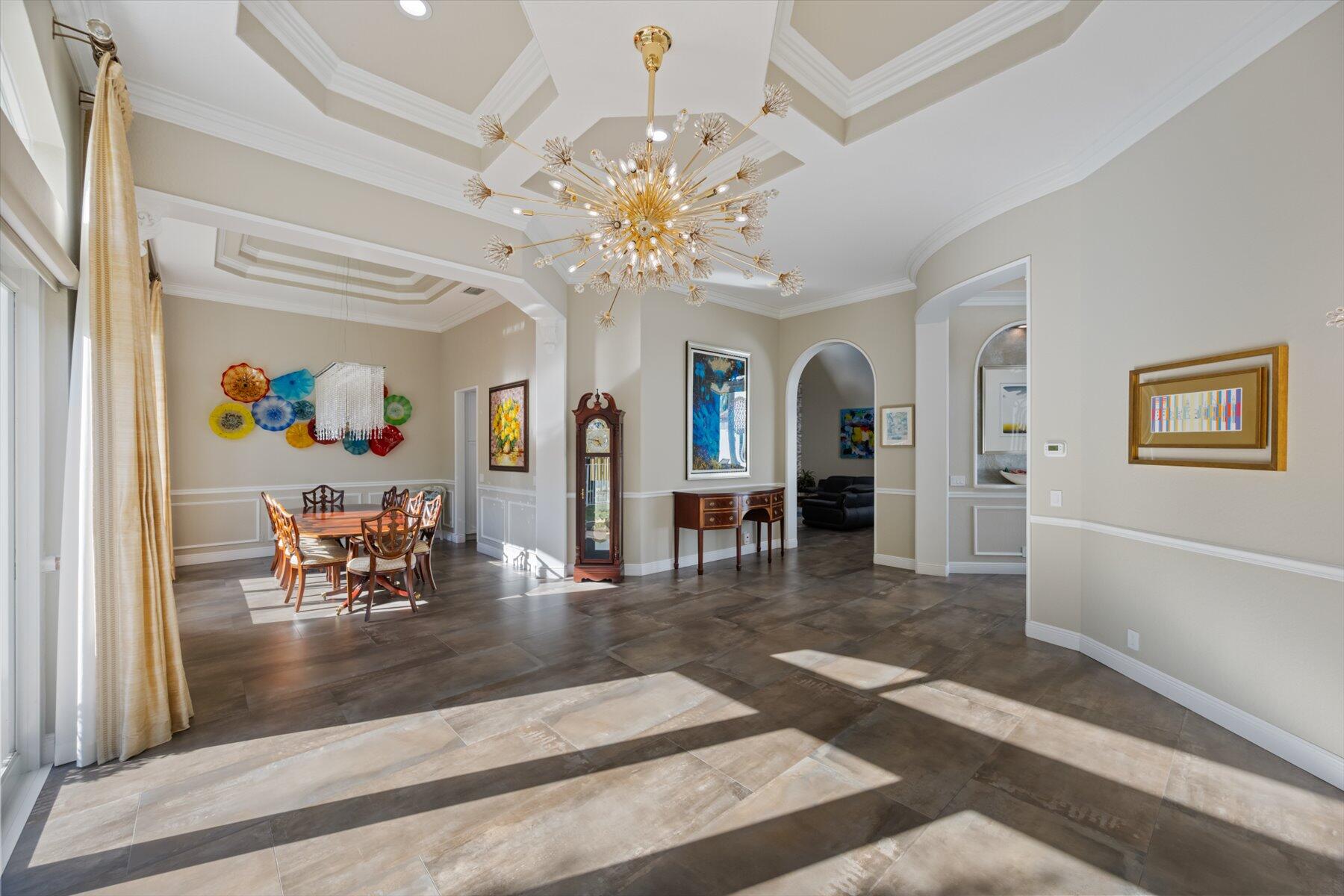 EQUESTRIAN CLUB - Residential