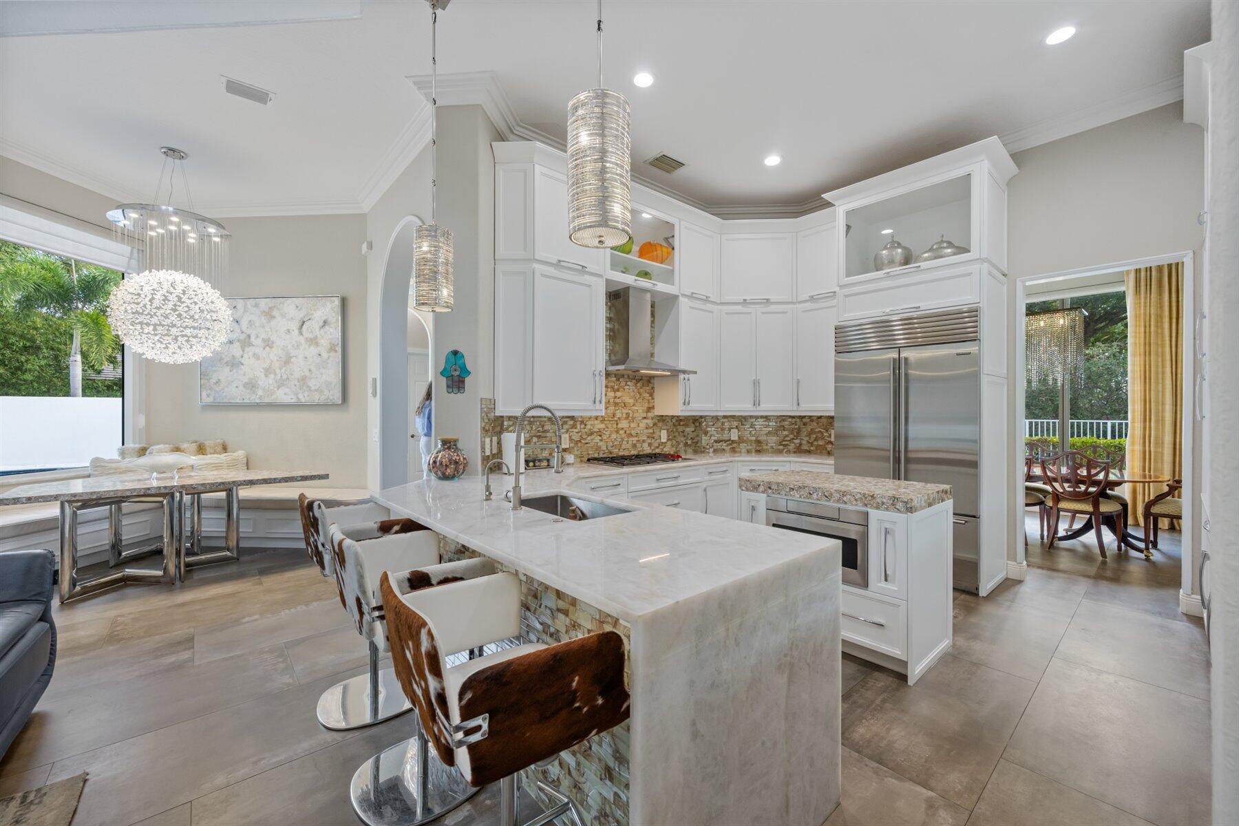 EQUESTRIAN CLUB - Residential