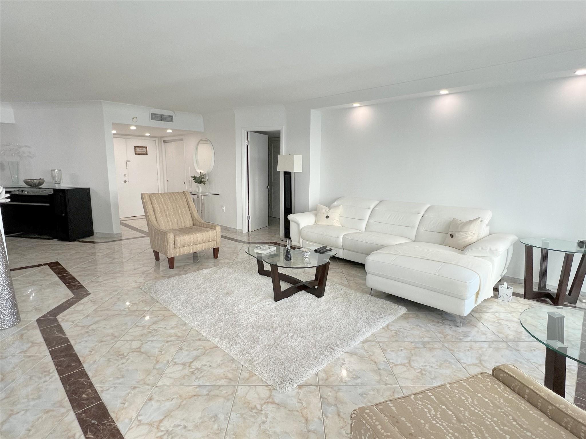 3400 Galt Ocean Drive 1007S