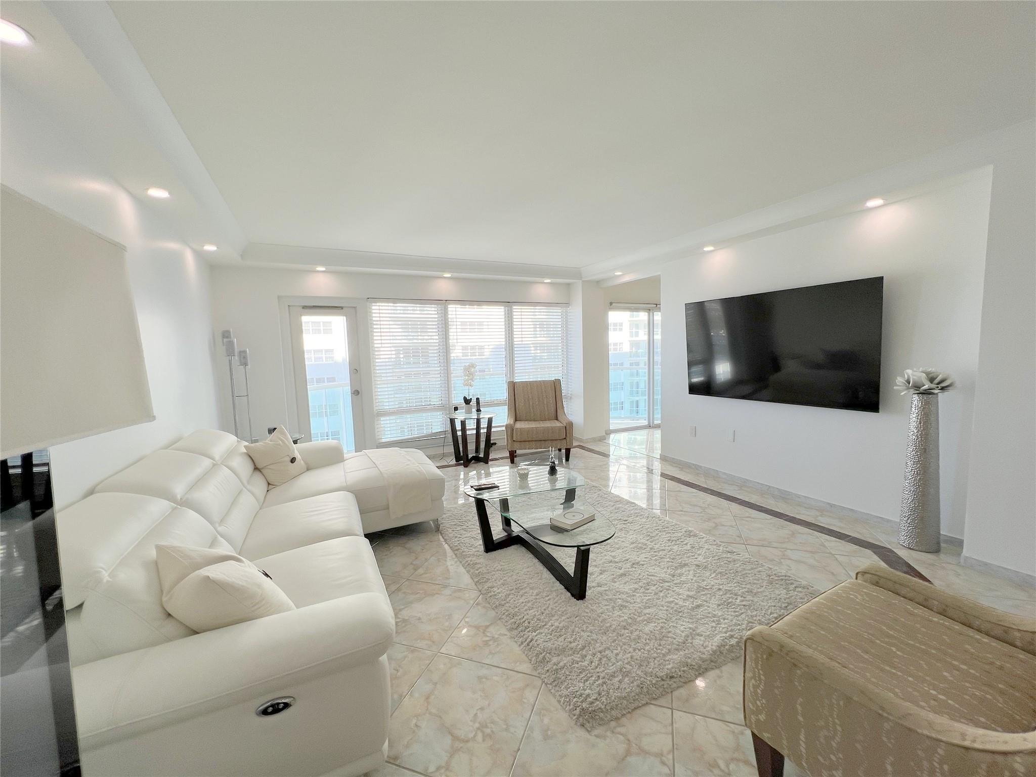 3400 Galt Ocean Drive 1007S