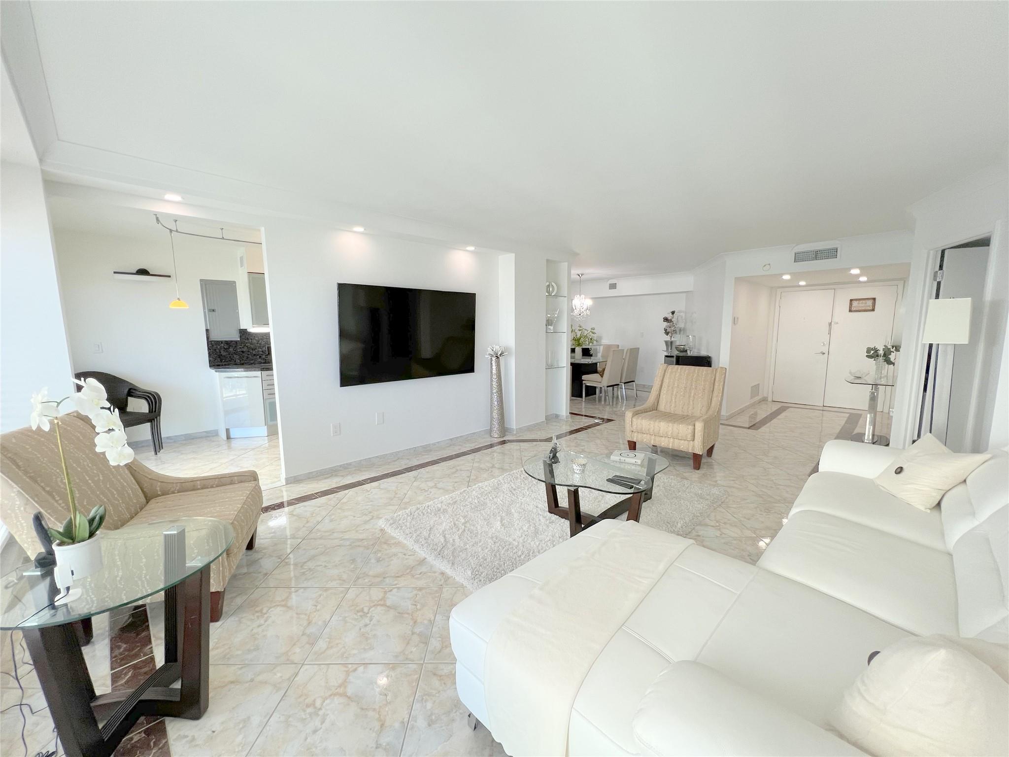 3400 Galt Ocean Drive 1007S
