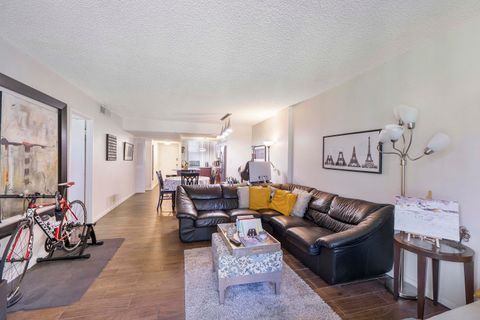 Tiny photo for 250 Jacaranda Drive #308, Plantation, FL 33324 (MLS # B26029997)