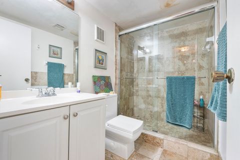 Tiny photo for 250 Jacaranda Drive #308, Plantation, FL 33324 (MLS # B26029997)