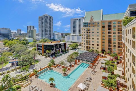 Condominium in Fort Lauderdale FL 100 Federal Hwy Hwy.jpg