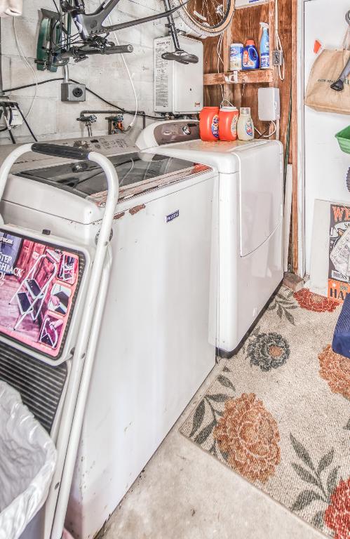 NORTH LAKE WORTH - Residential Lease