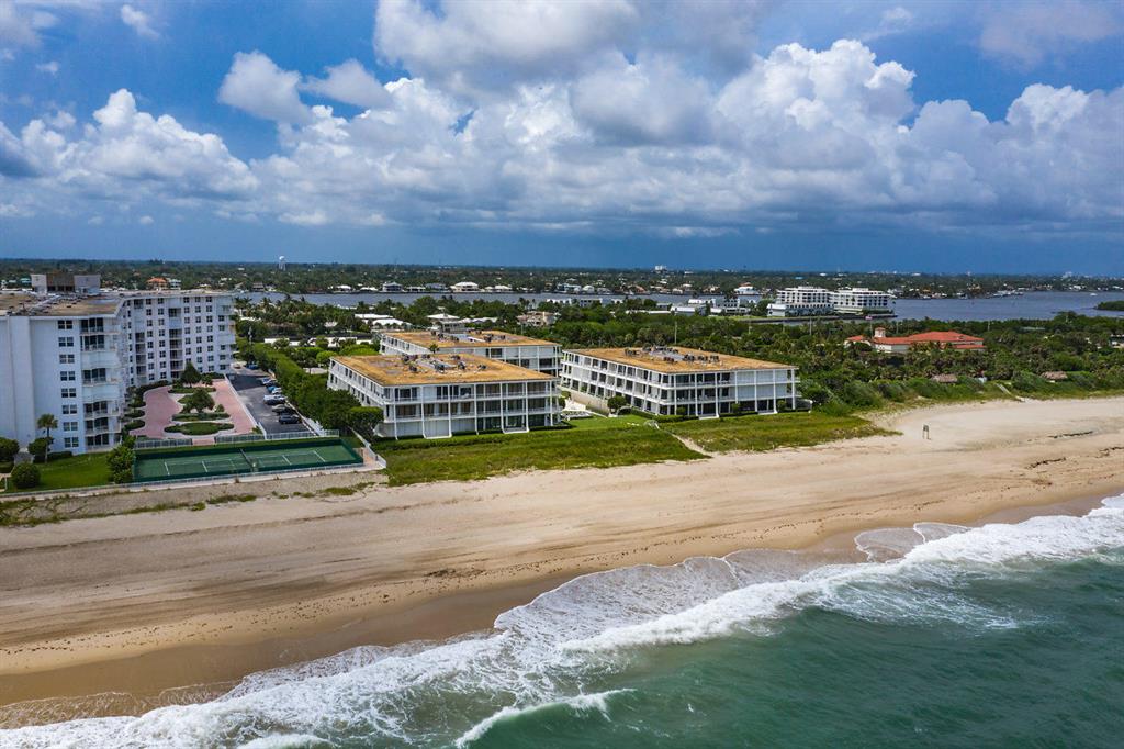 REEF CONDO - Residential Lease