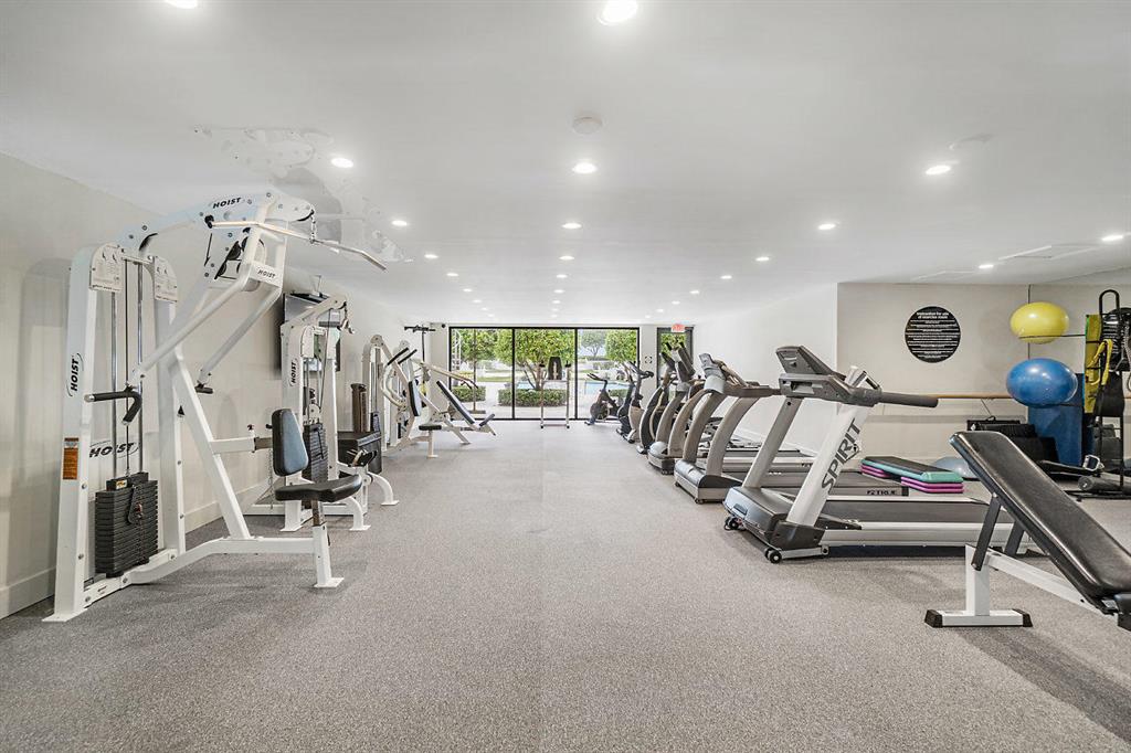 REEF CONDO - Residential Lease