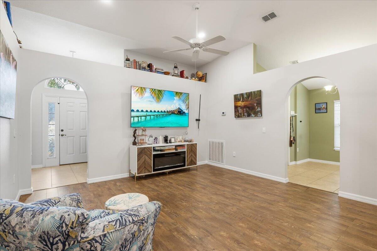 8080 Westfield Circle