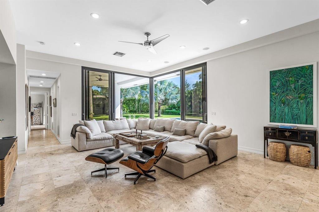 FOXE CHASE - Residential