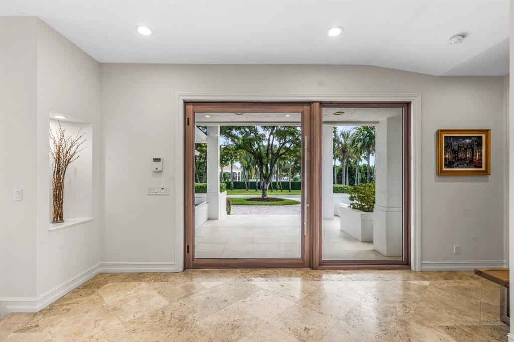 FOXE CHASE - Residential