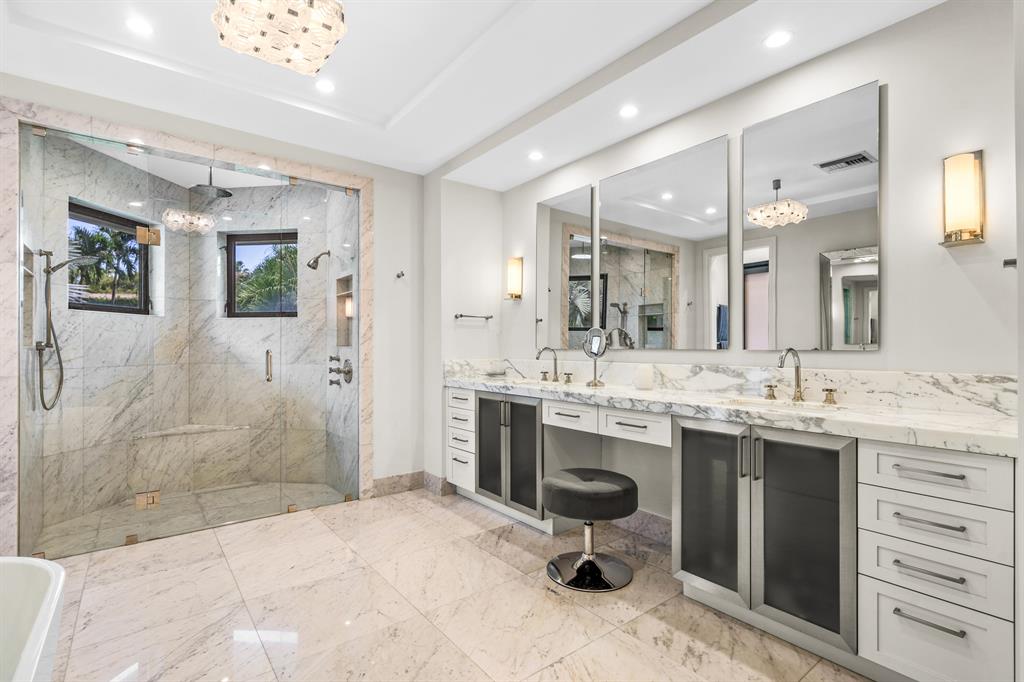 FOXE CHASE - Residential