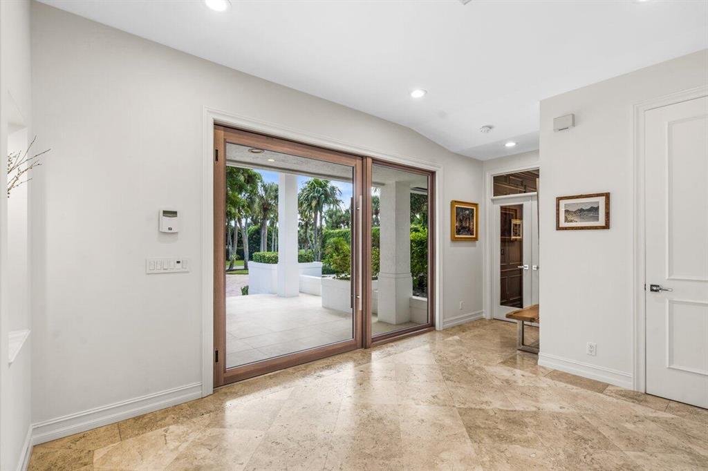 FOXE CHASE - Residential