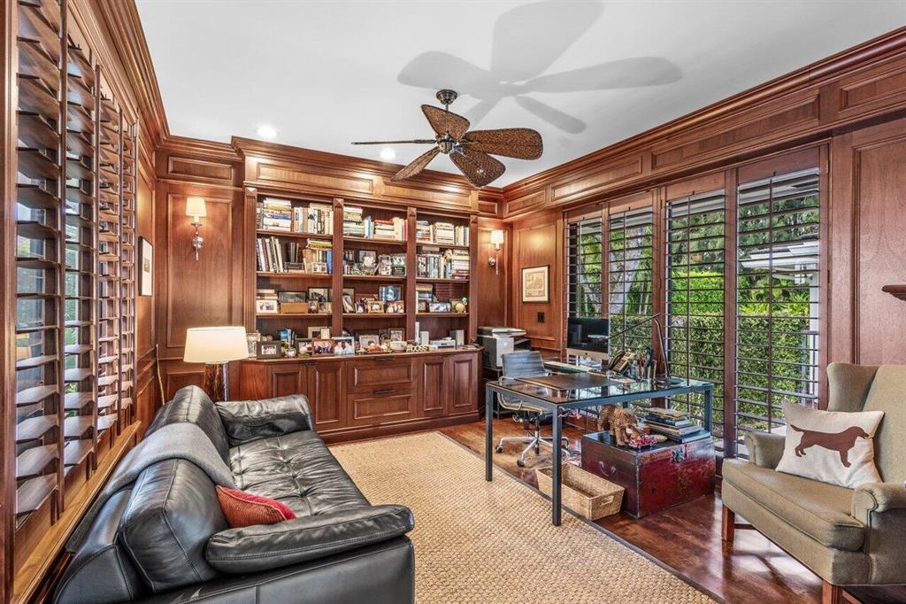 FOXE CHASE - Residential