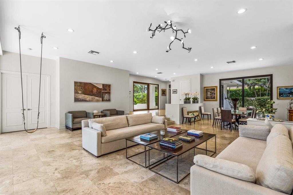 FOXE CHASE - Residential