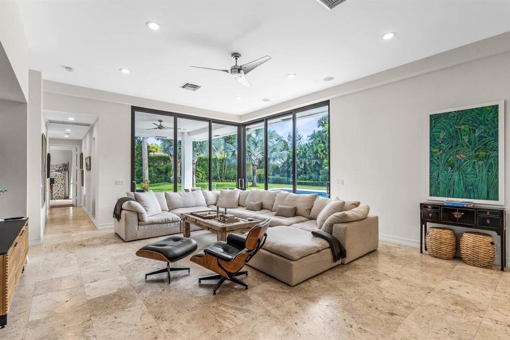 FOXE CHASE - Residential