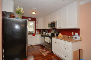 WALTON MANOR - Residential