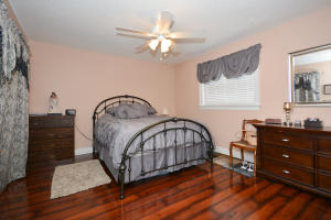 WALTON MANOR - Residential