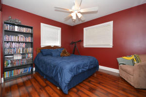 WALTON MANOR - Residential