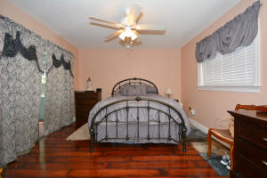 WALTON MANOR - Residential