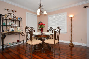 WALTON MANOR - Residential