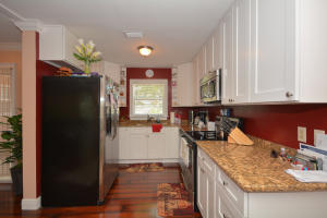 WALTON MANOR - Residential