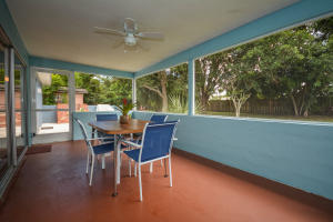 WALTON MANOR - Residential