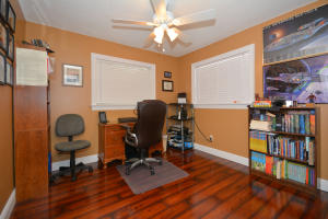 WALTON MANOR - Residential