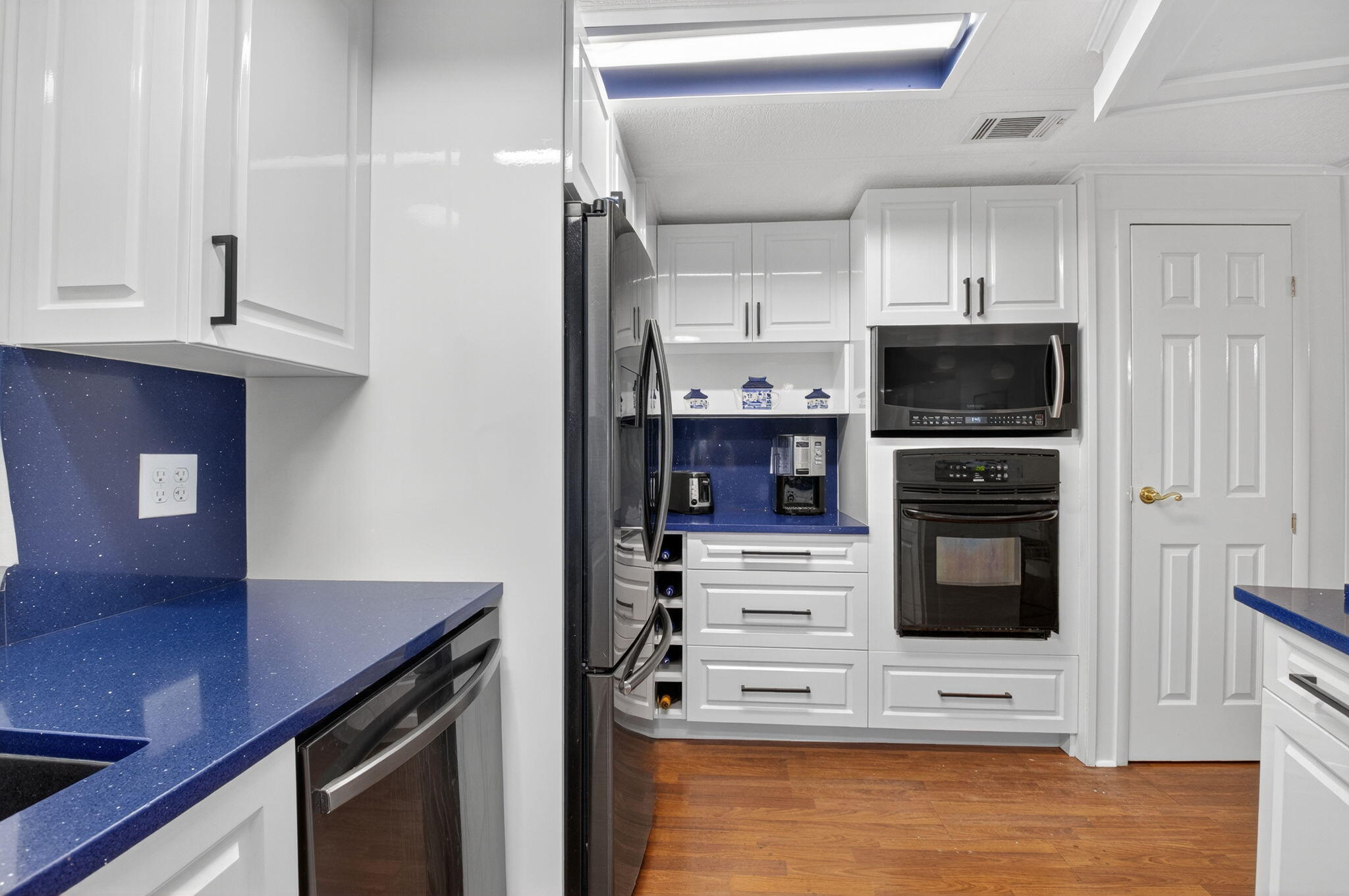 JAMAICA BAY MOBILE HOME CO OP - Residential