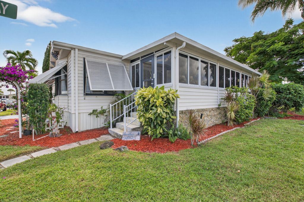 Photo of 50012 Hacha, Boynton Beach, FL 33436 (MLS # B26023018)