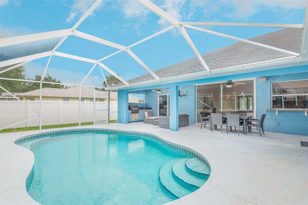 PORT ST LUCIE SECTION 48 1ST REPLAT - Residential