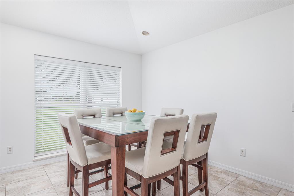 PORT ST LUCIE SECTION 48 1ST REPLAT - Residential