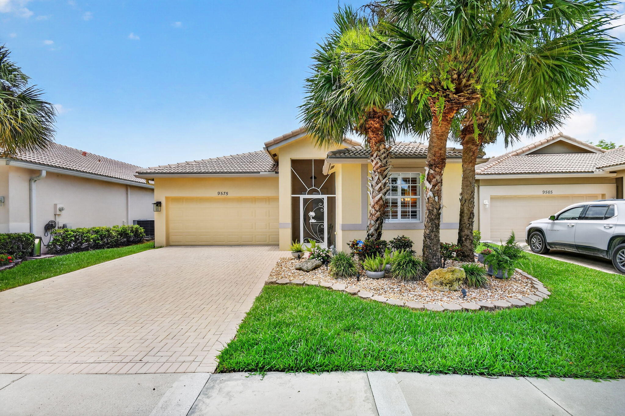 9575 Sandpiper Shores Way