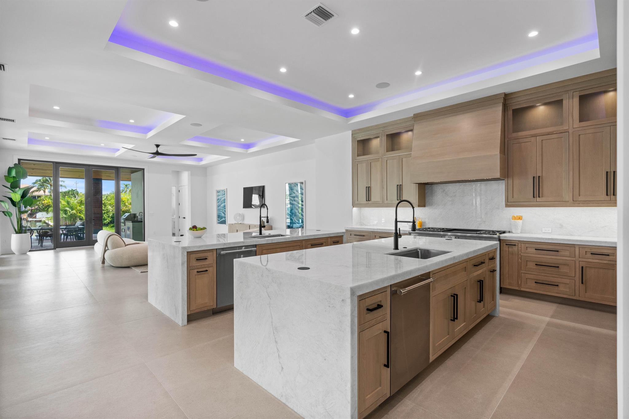 YACHT HARBOR EST - Residential