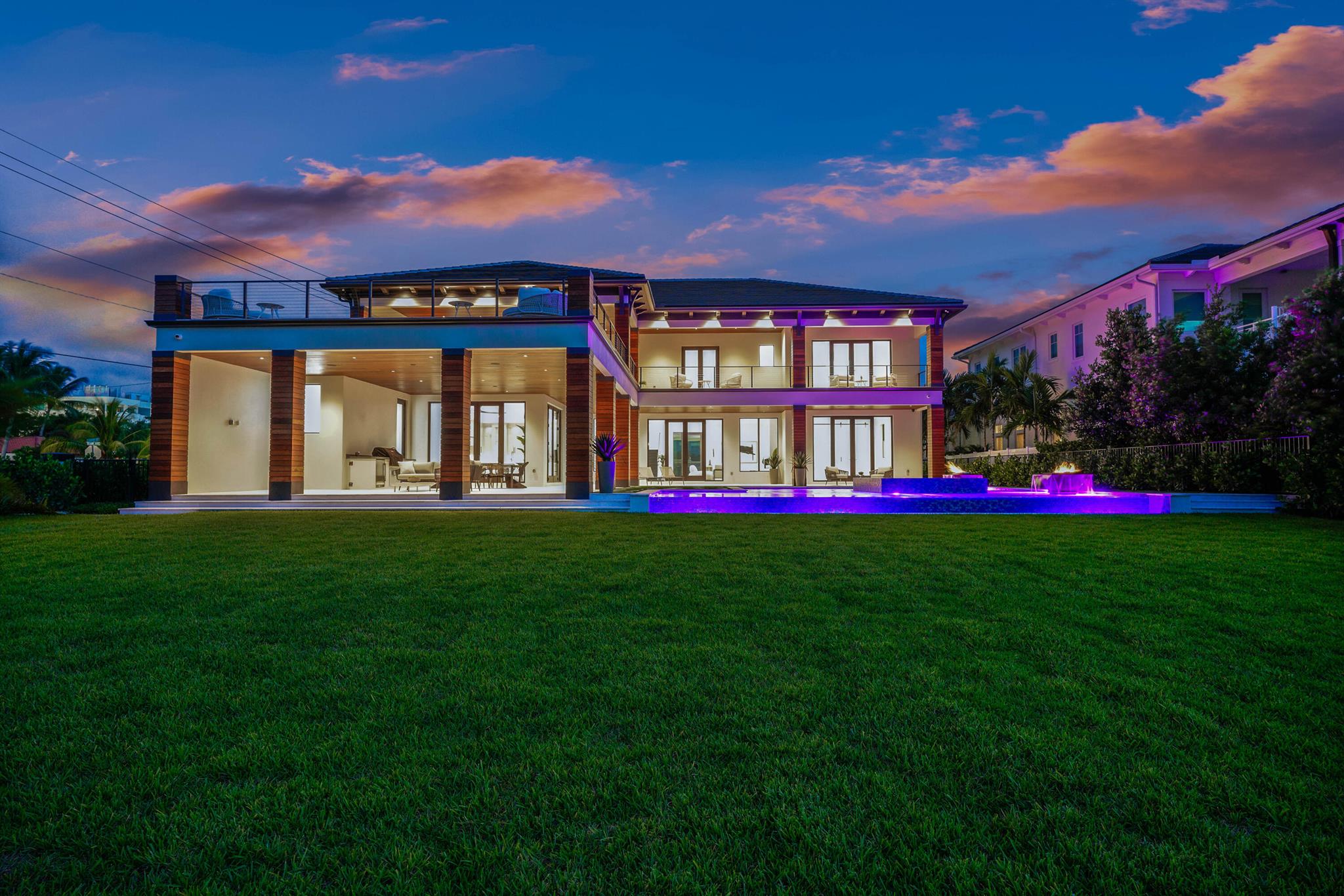 YACHT HARBOR EST - Residential