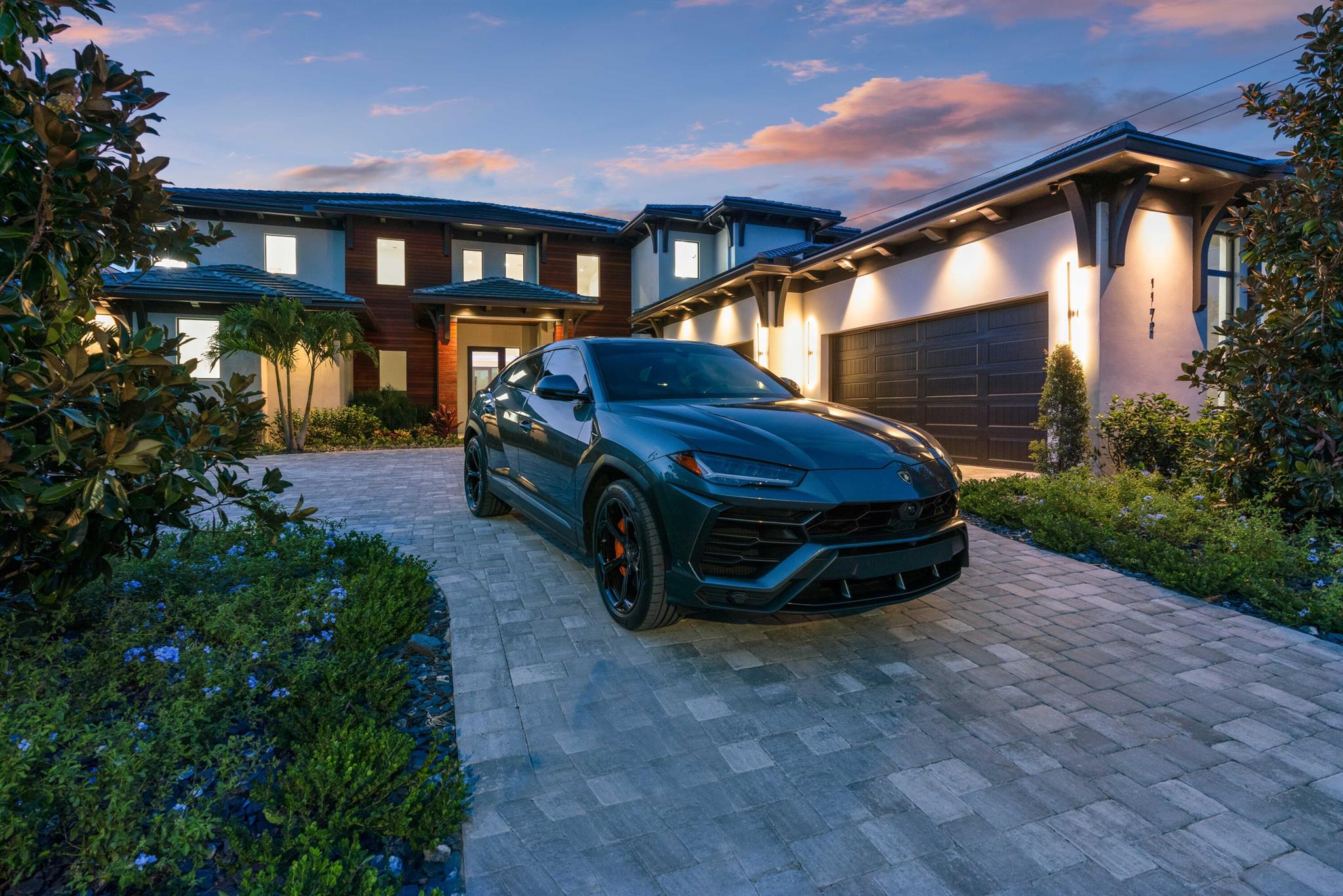 YACHT HARBOR EST - Residential