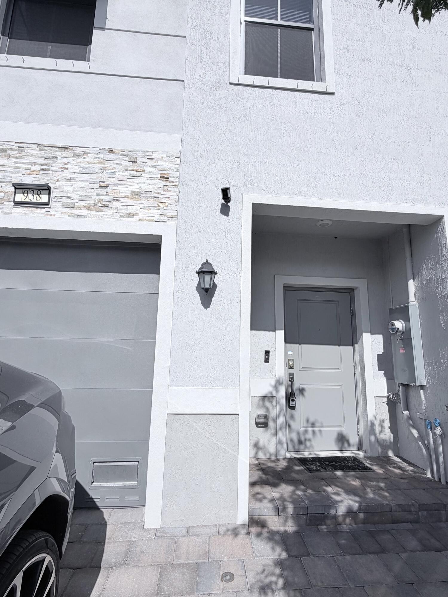 938 NW 3RD Terrace