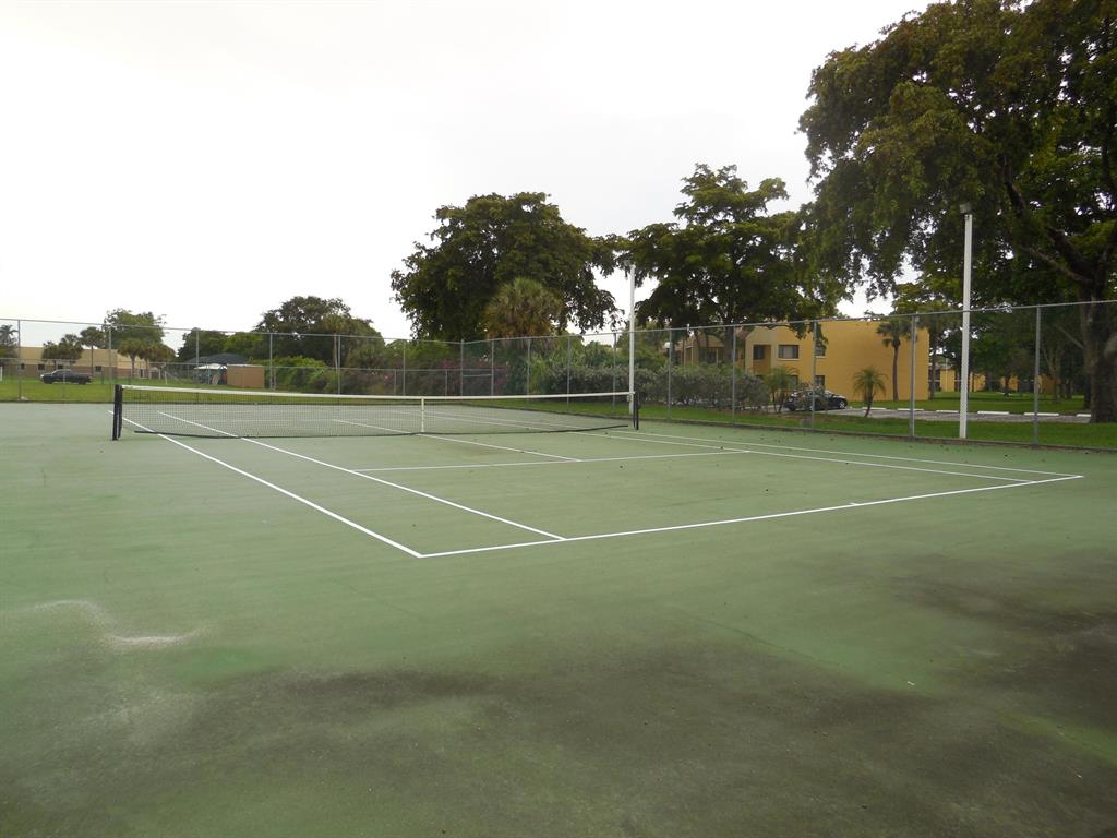 MEADOWS ON THE GREEN COND - Residential Lease