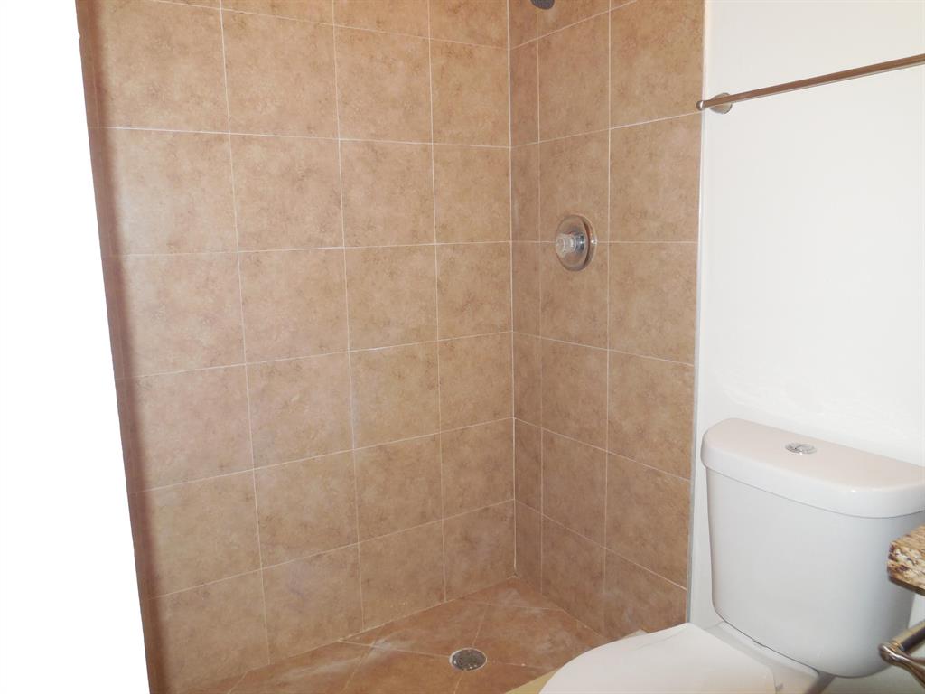 MEADOWS ON THE GREEN COND - Residential Lease