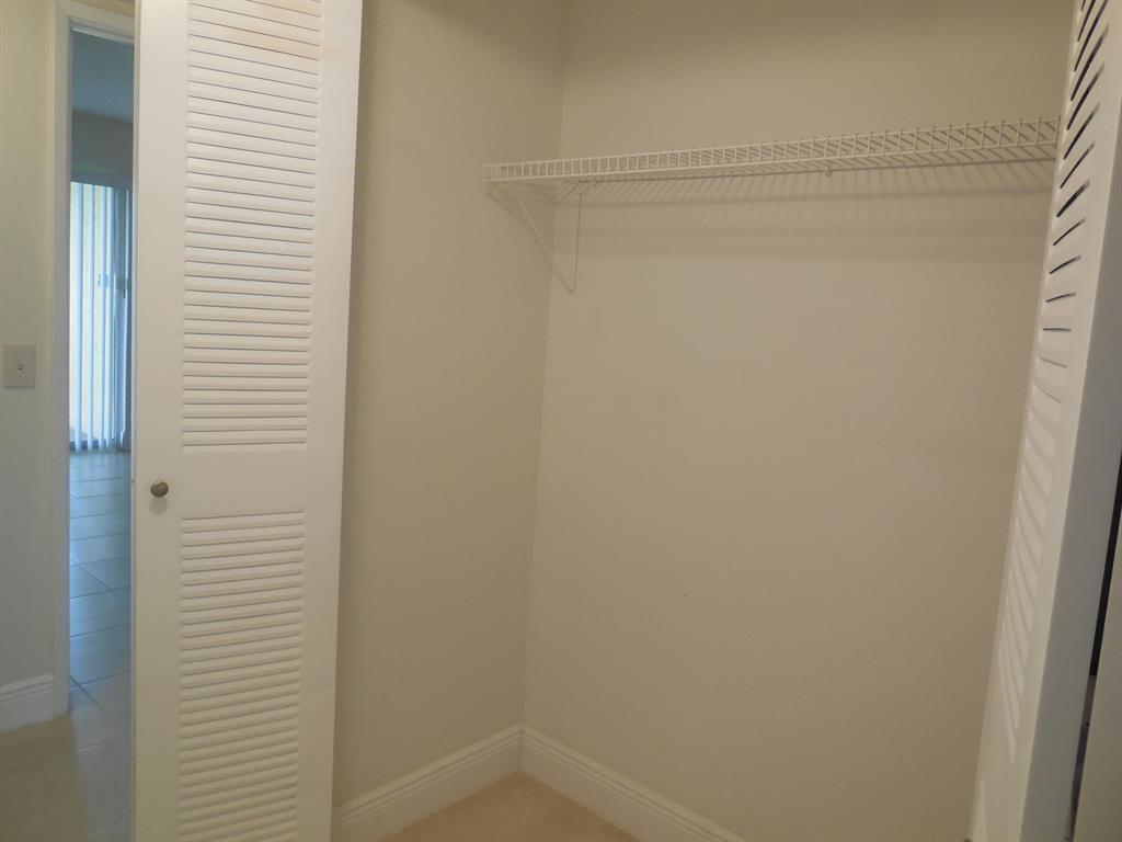 MEADOWS ON THE GREEN COND - Residential Lease