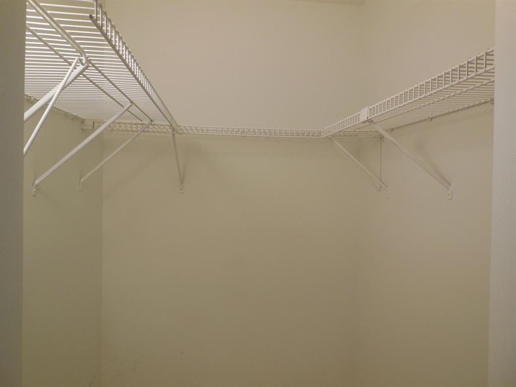 MEADOWS ON THE GREEN COND - Residential Lease