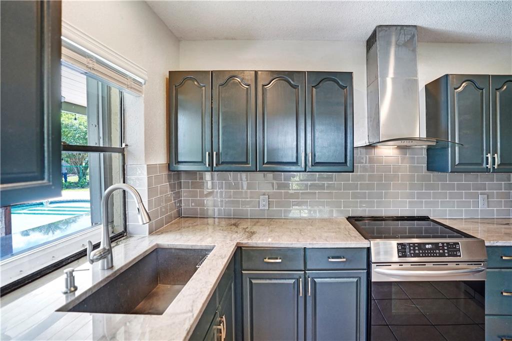 Westchester 72-43 B - Residential