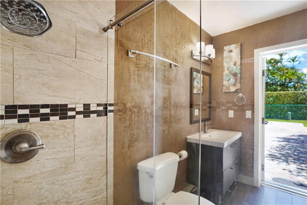 Westchester 72-43 B - Residential