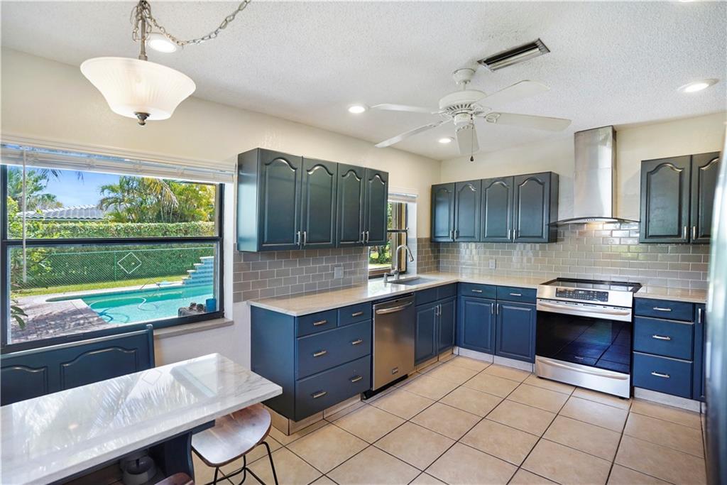 Westchester 72-43 B - Residential